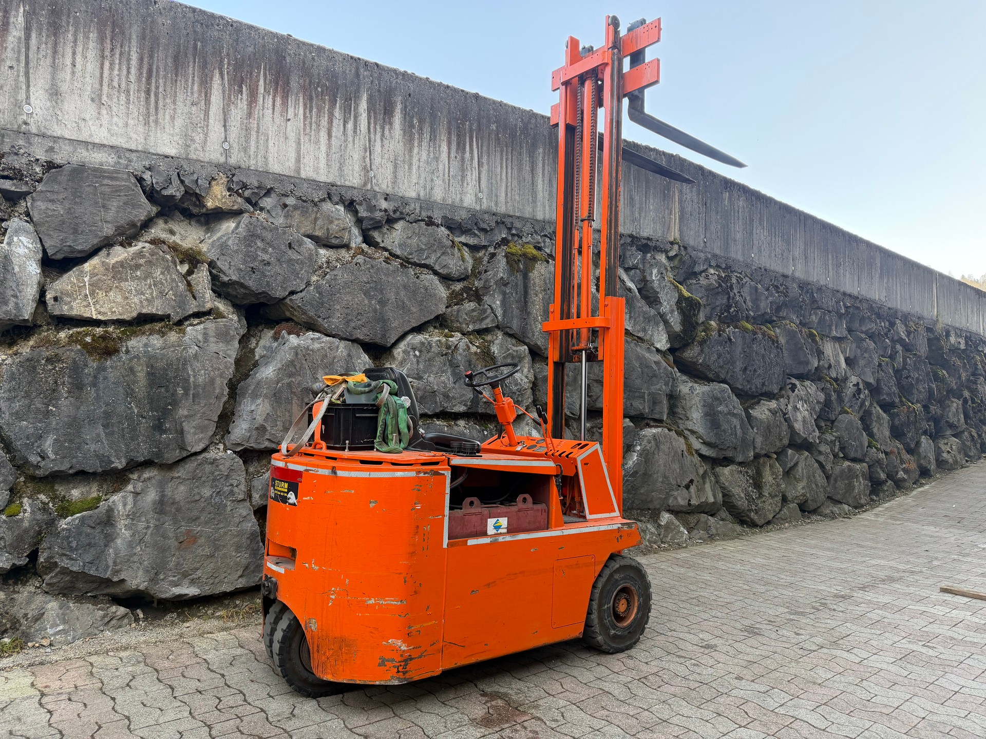 UNIMOG Stapler-image-2