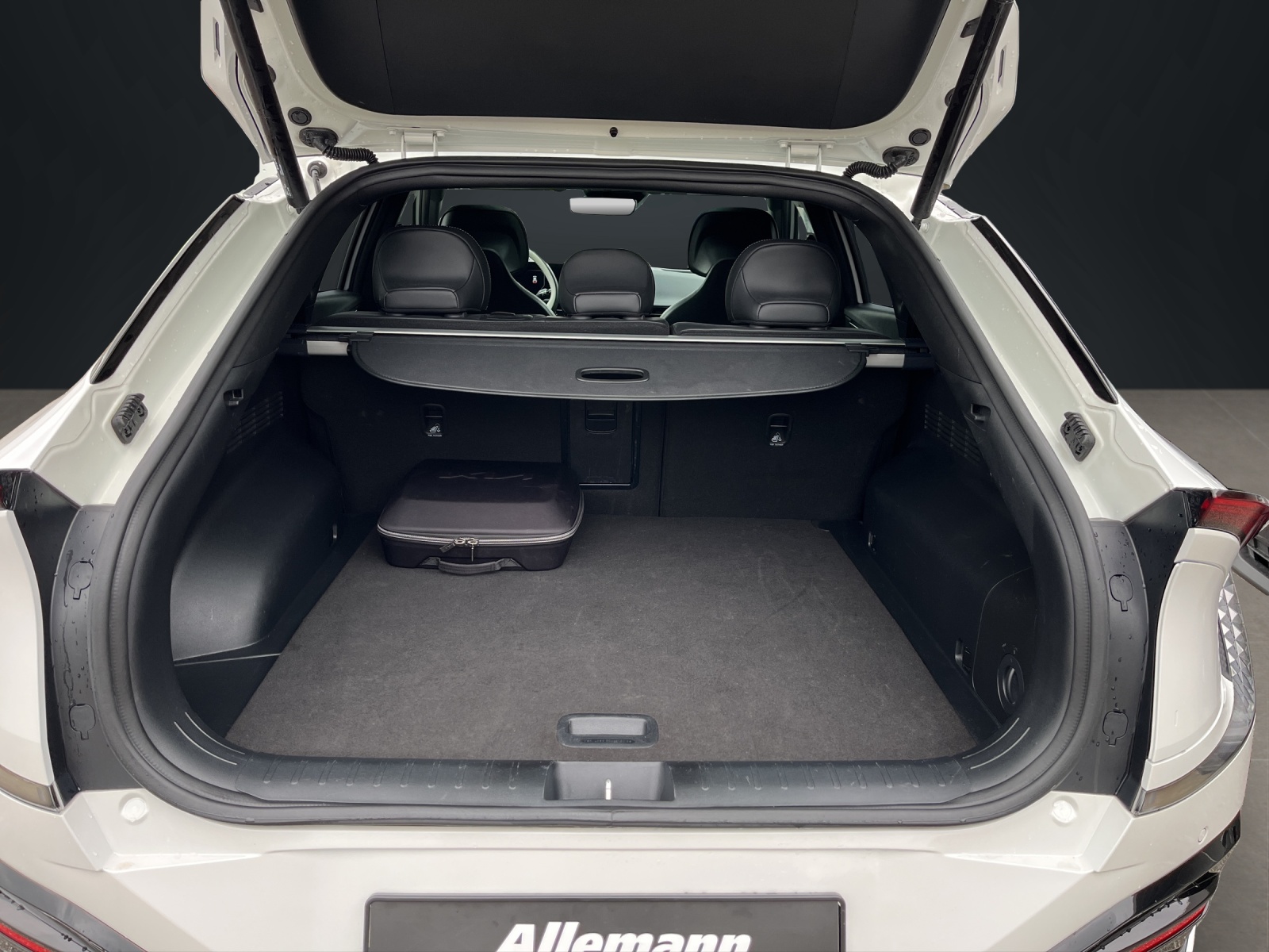 KIA EV6 84 kWh GT-Line 4x4-image-12