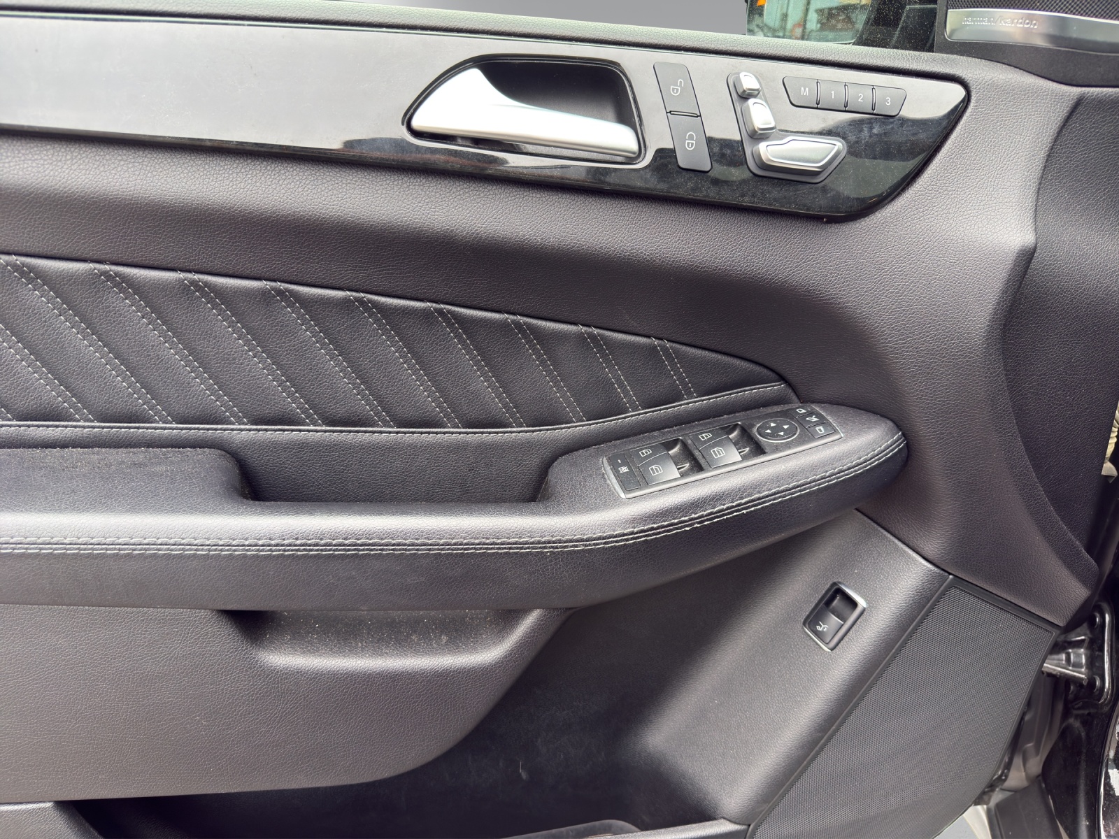 MERCEDES-BENZ GLE Coupé 43 AMG OrArt 4M-image-6
