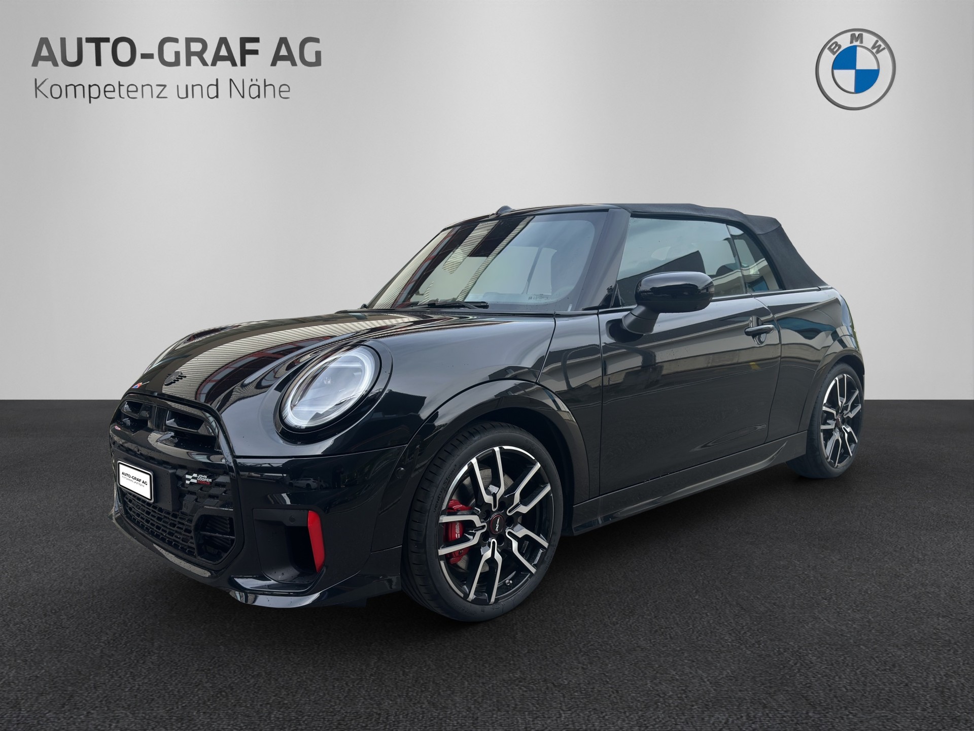 MINI JCW Cabrio-image-0