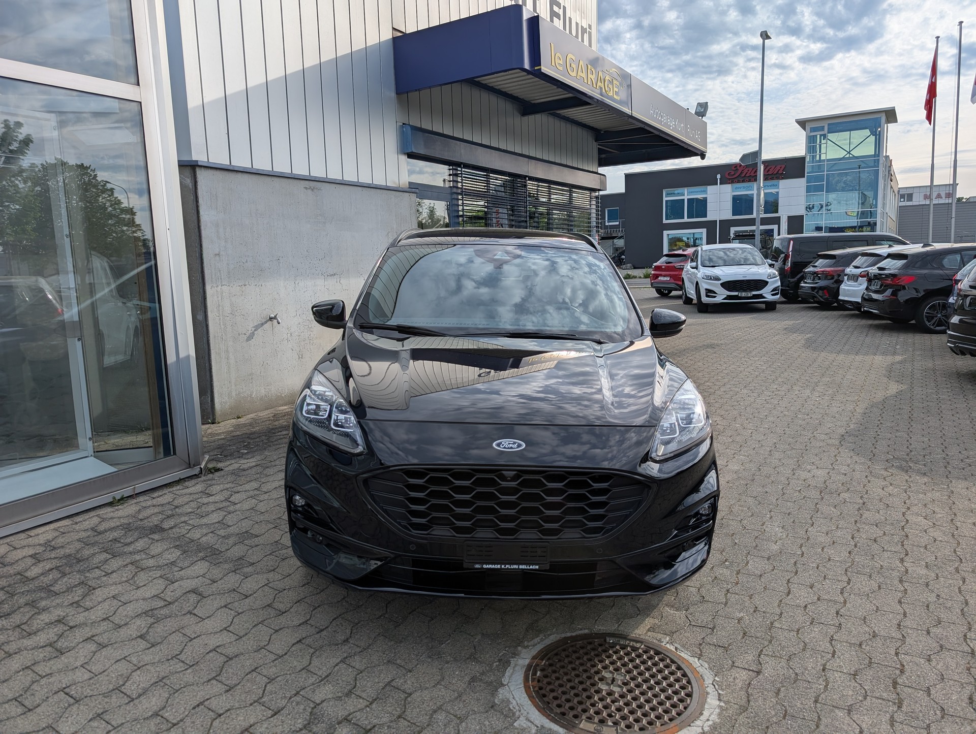 FORD Kuga 2.5 FHEV ST-Line 4WD-image-1