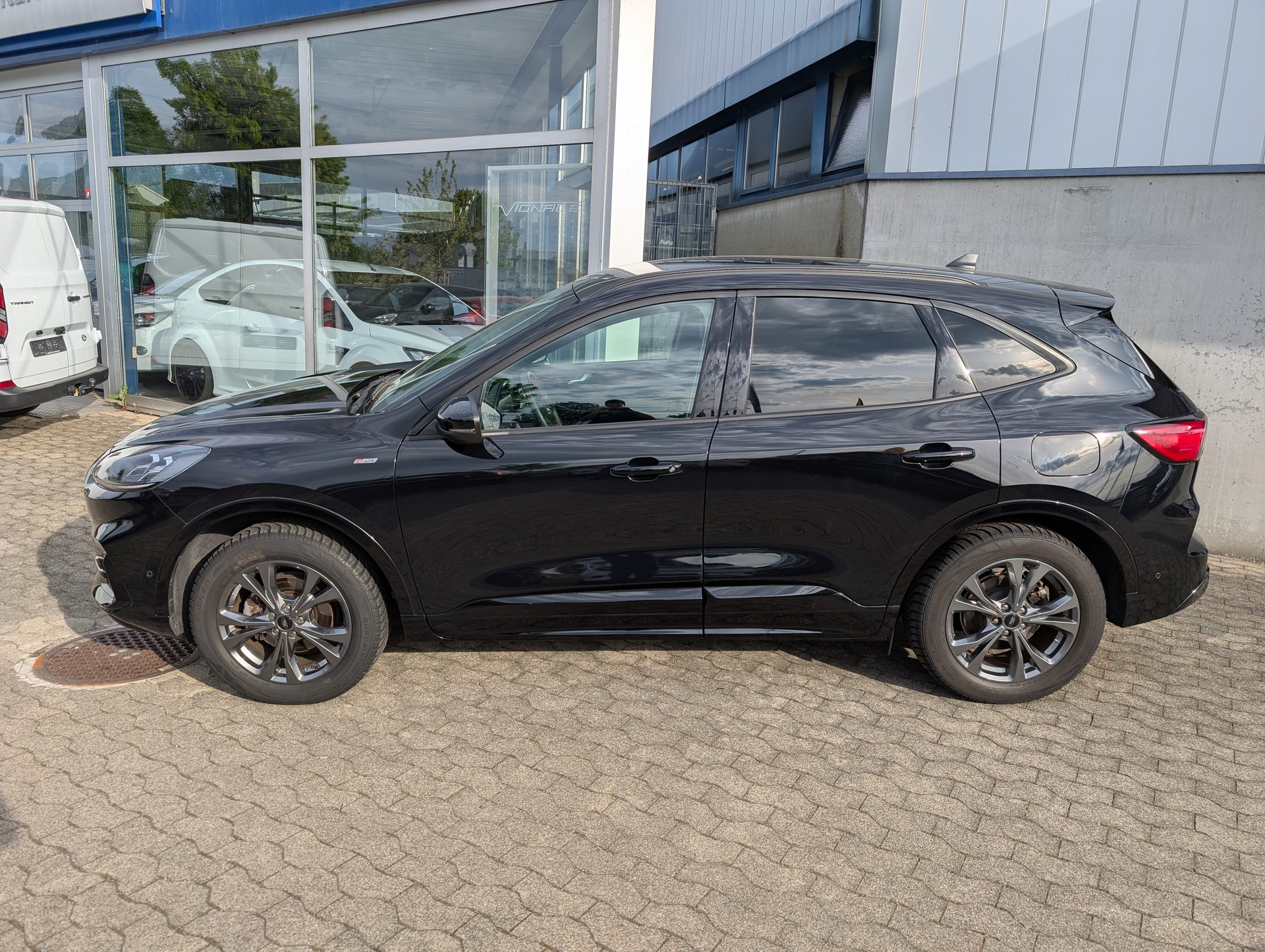 FORD Kuga 2.5 FHEV ST-Line 4WD-image-7