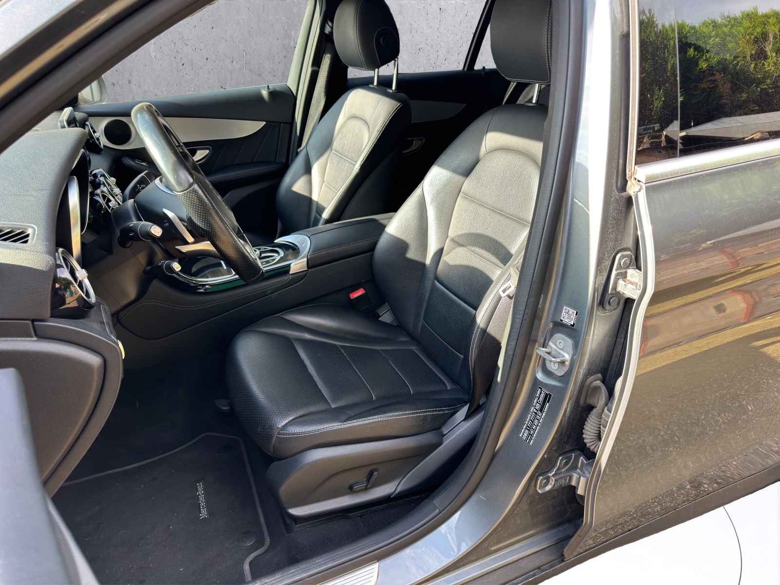 MERCEDES-BENZ GLC 250 d AMG Line 4Matic 9G-Tronic-image-6