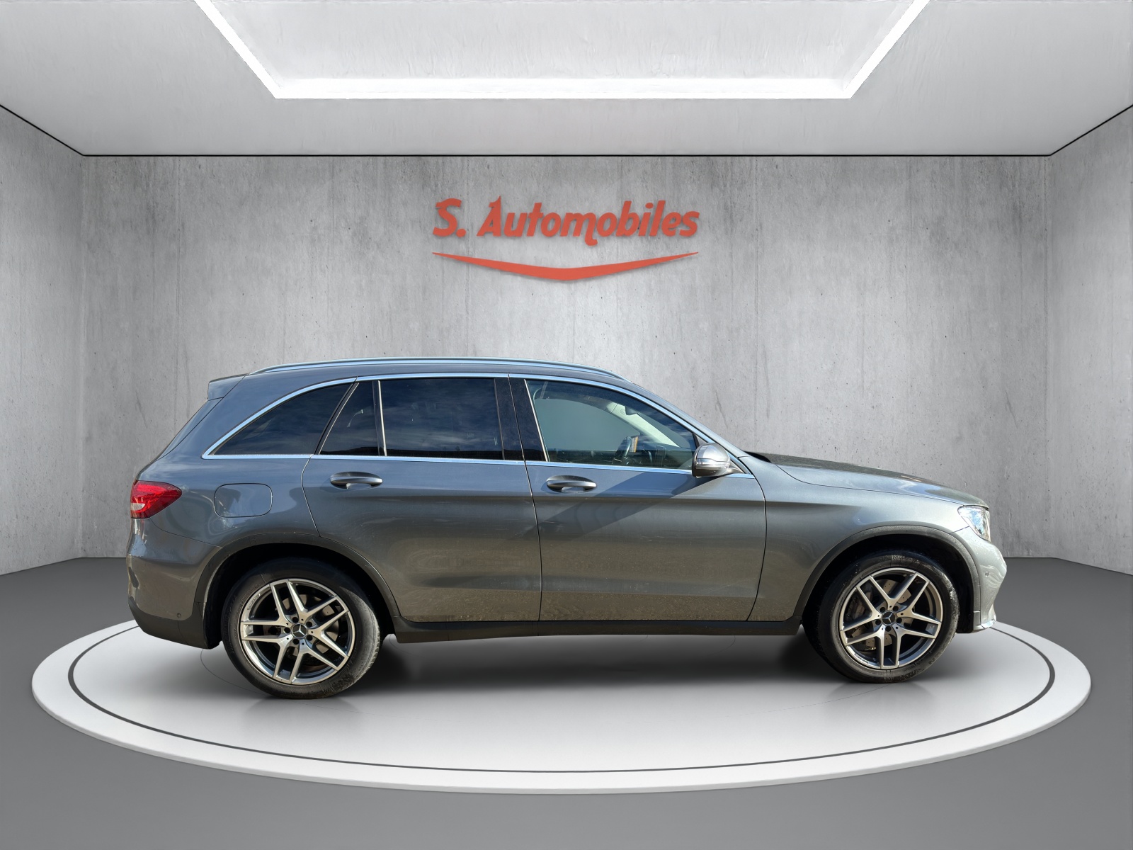 MERCEDES-BENZ GLC 250 d AMG Line 4Matic 9G-Tronic-image-8