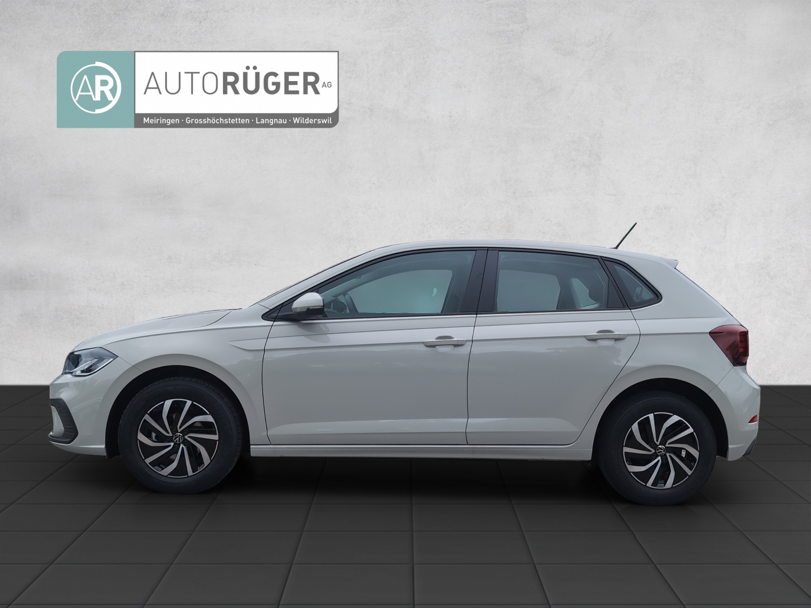 VW Polo 1.0 TSI Basis-image-2