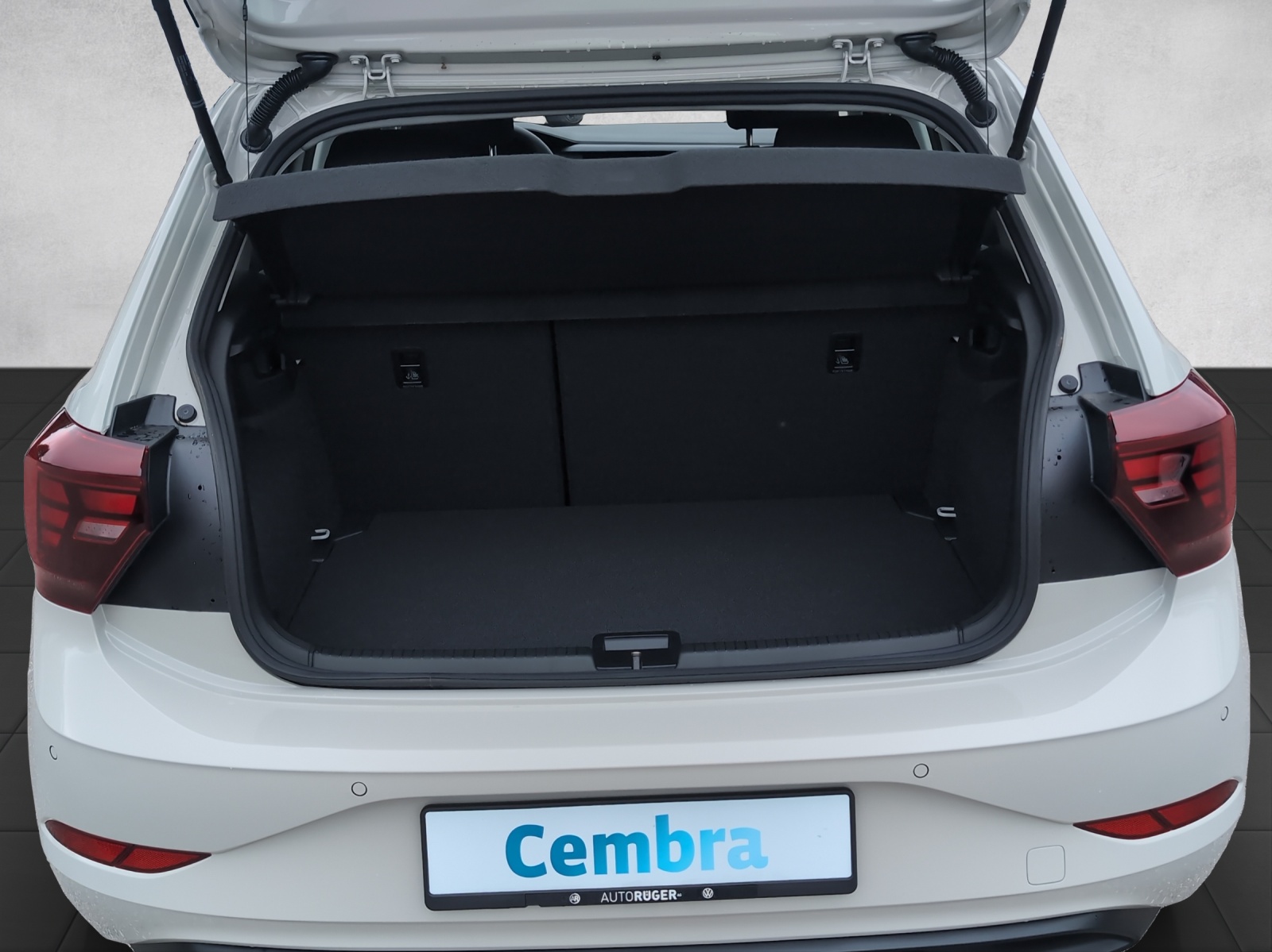 VW Polo 1.0 TSI Basis-image-13