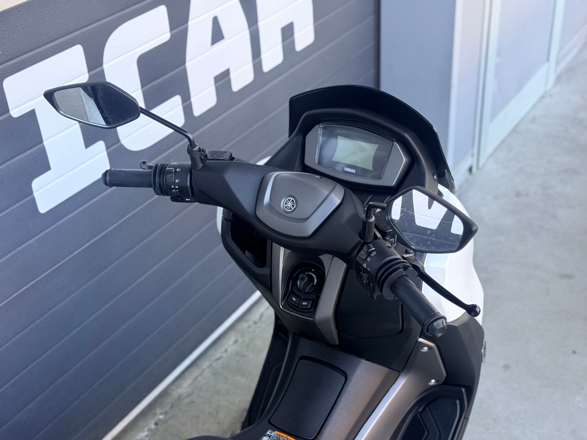 YAMAHA N-Max GPD 125-image-3