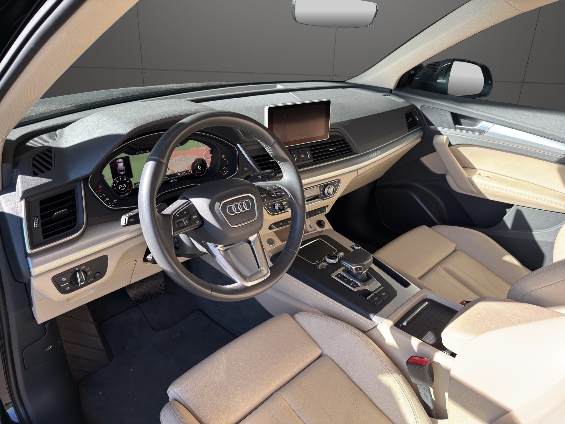 AUDI Q5 45 TFSI sport quattro S-tronic S Line-image-8