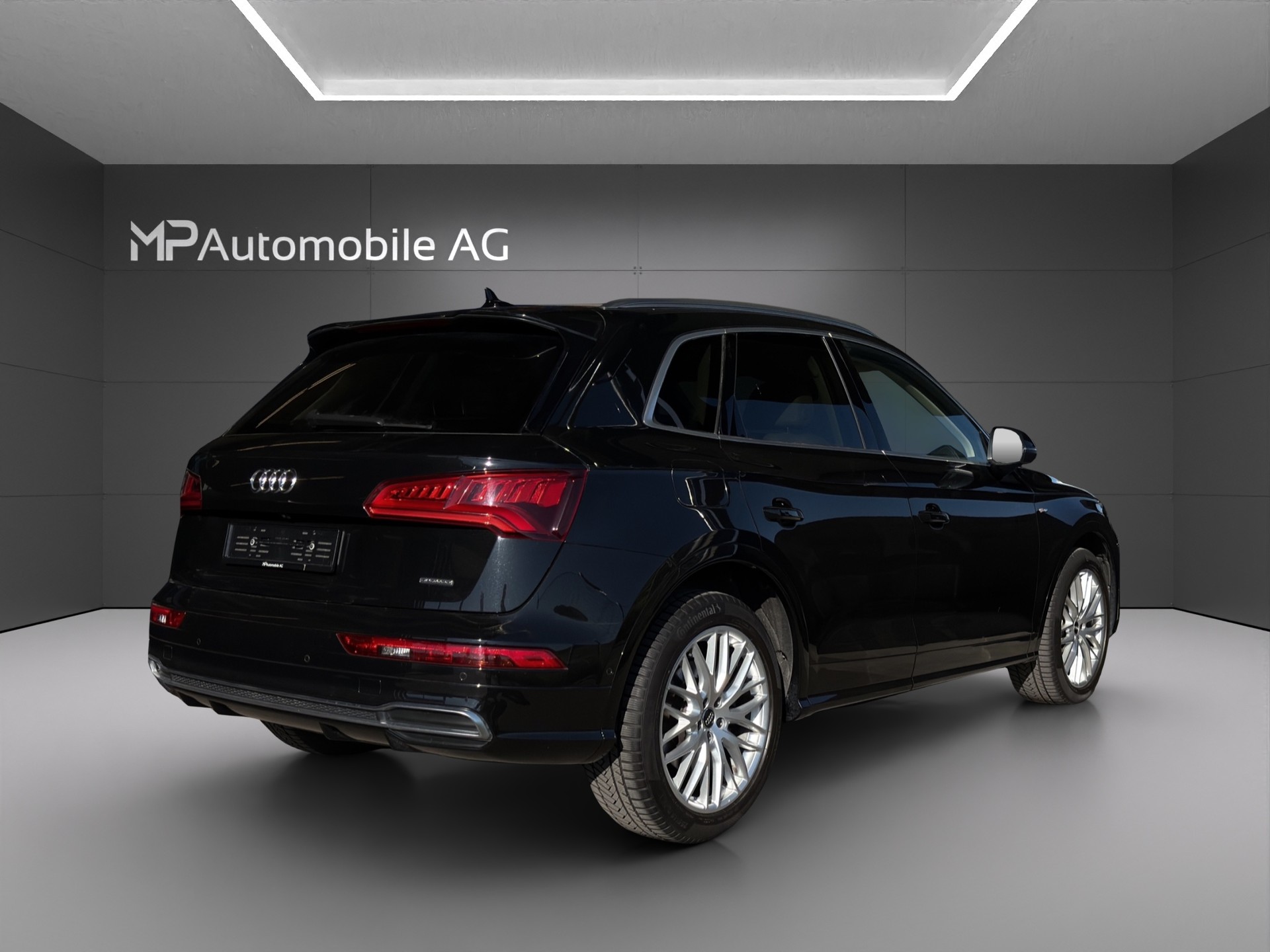 AUDI Q5 45 TFSI sport quattro S-tronic S Line-image-3