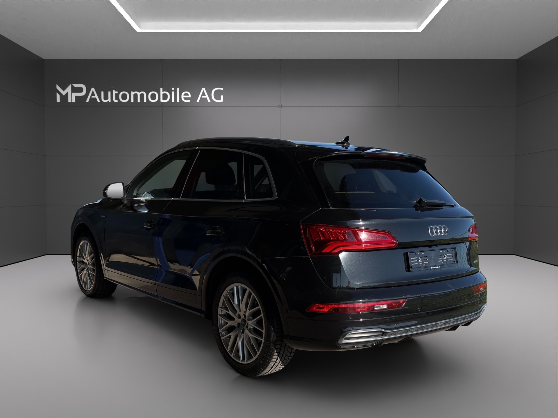 AUDI Q5 45 TFSI sport quattro S-tronic S Line-image-6