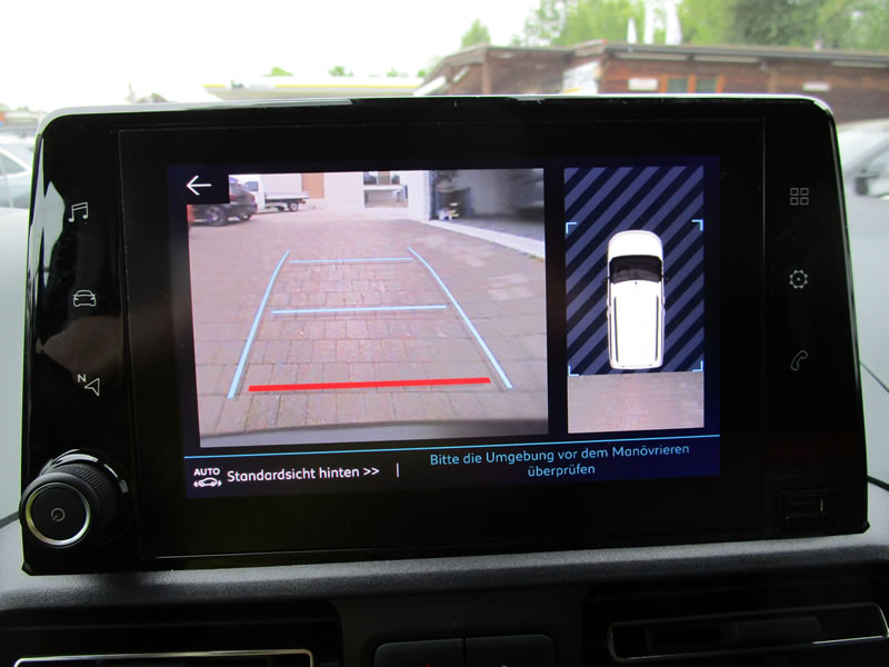 CITROEN Berlingo 1.2i PureTech Feel Pack EAT8-image-21