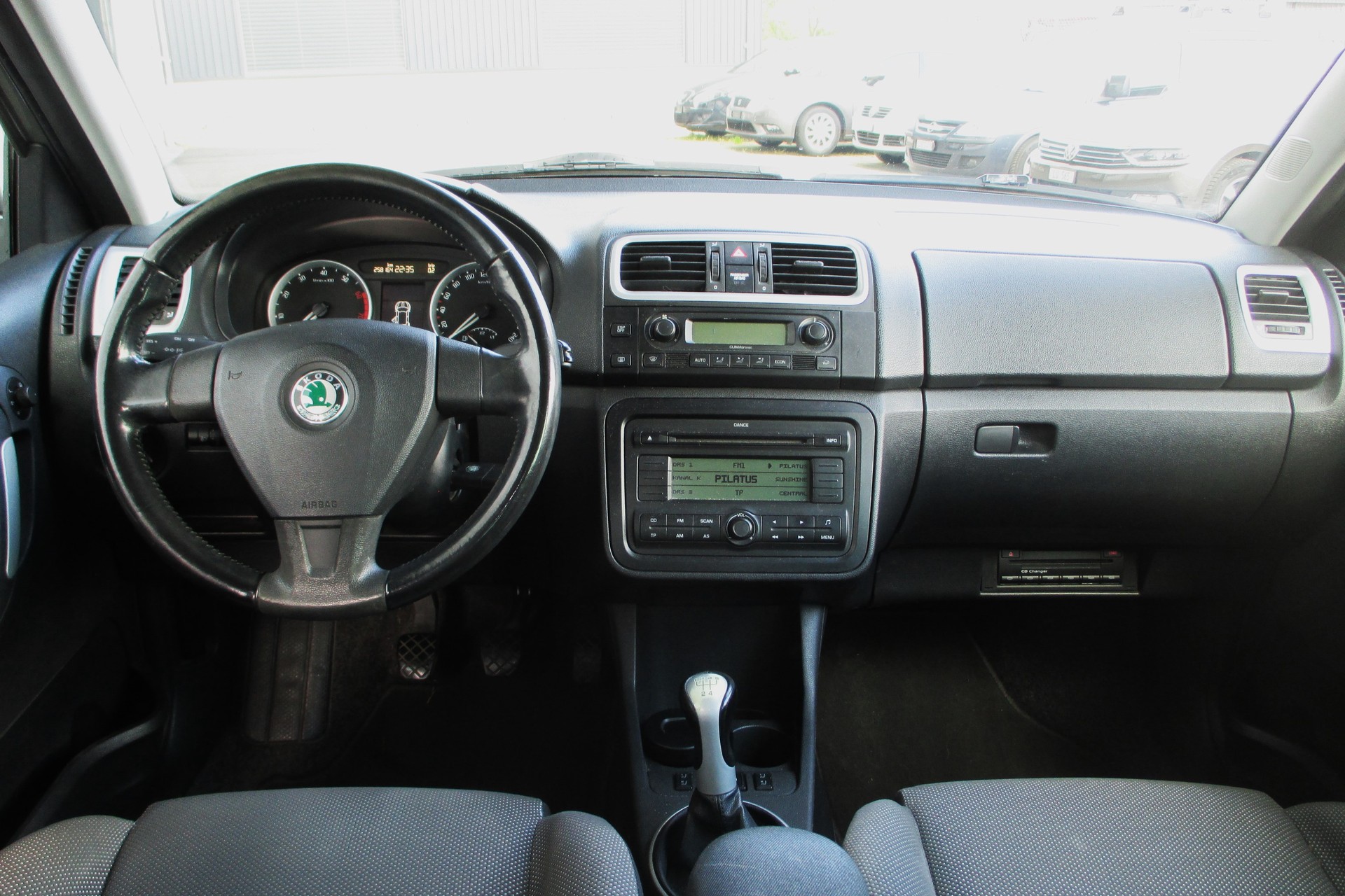 SKODA Fabia 1.6 Smile-image-5