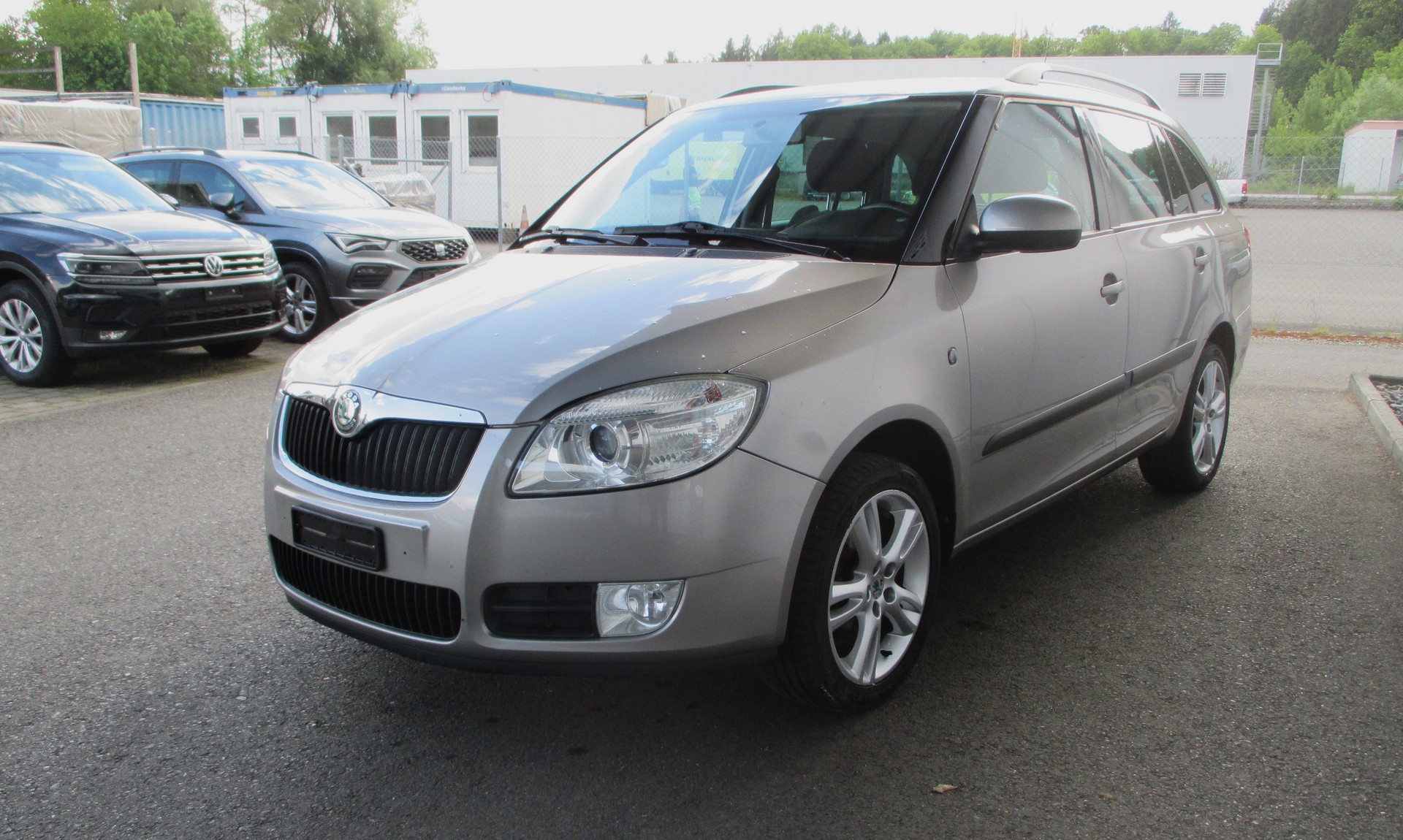SKODA Fabia 1.6 Smile-image-1