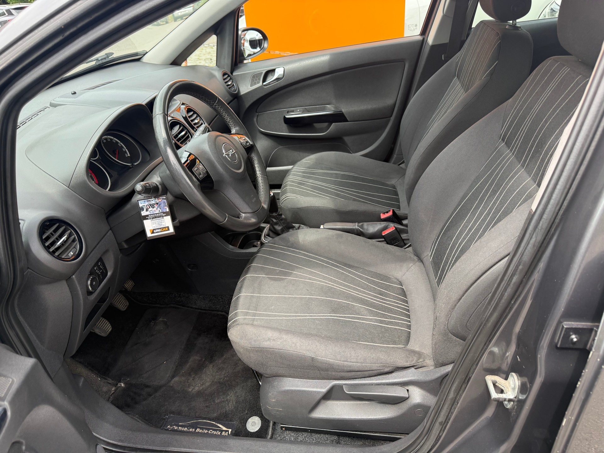OPEL Corsa 1.4 TP Anniversary-image-4