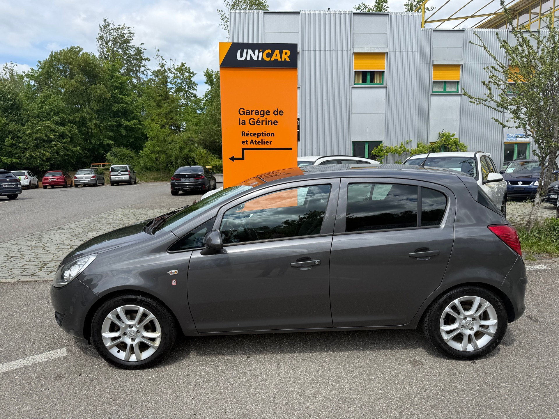 OPEL Corsa 1.4 TP Anniversary-image-2