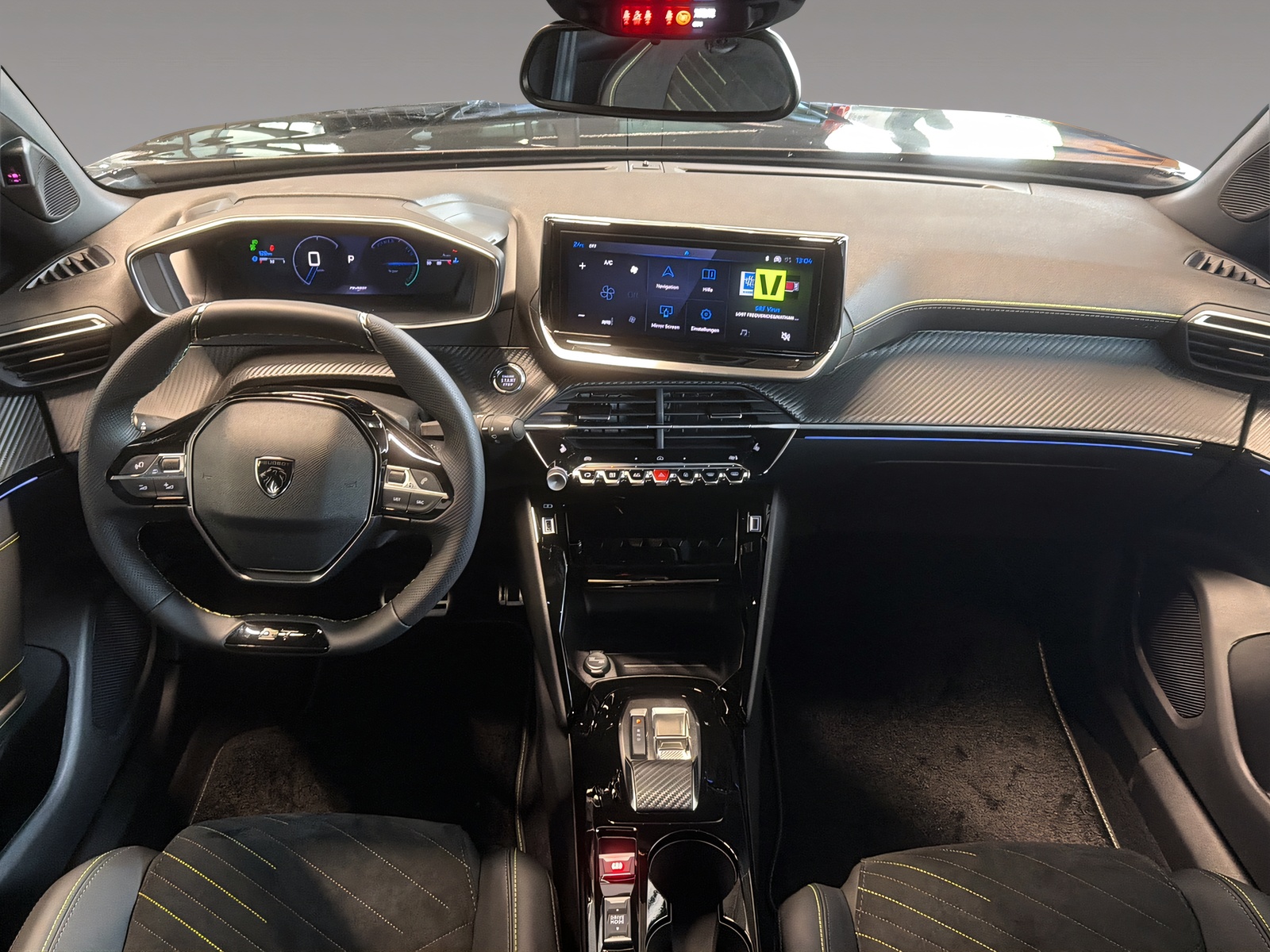 PEUGEOT 2008 1.2 Hybrid 145 GT-image-8