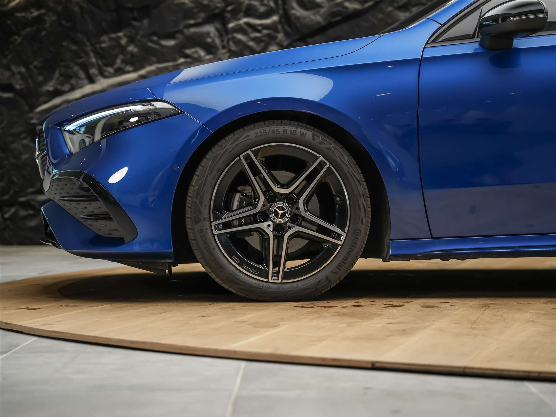 MERCEDES-BENZ A 200 AMG Line 7G-DCT *Rückfahrkamera*Lenkradheizung*AMG Line Advanced Plus*-image-14