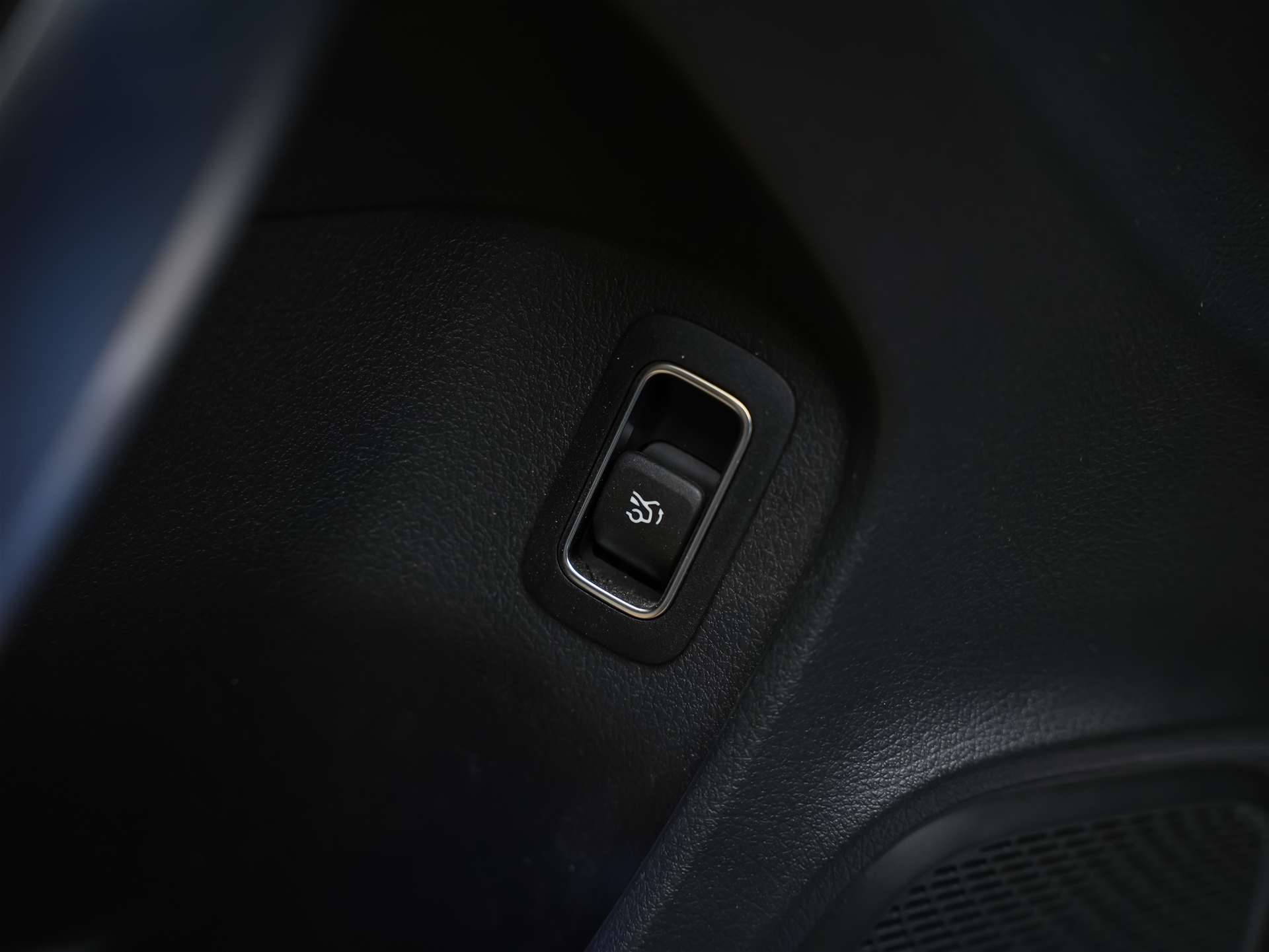 MERCEDES-BENZ A 200 AMG Line 7G-DCT *Rückfahrkamera*Lenkradheizung*AMG Line Advanced Plus*-image-23