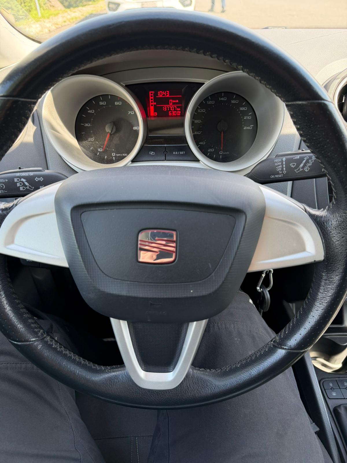 SEAT Ibiza ST 1.2 TSI Sport-image-9