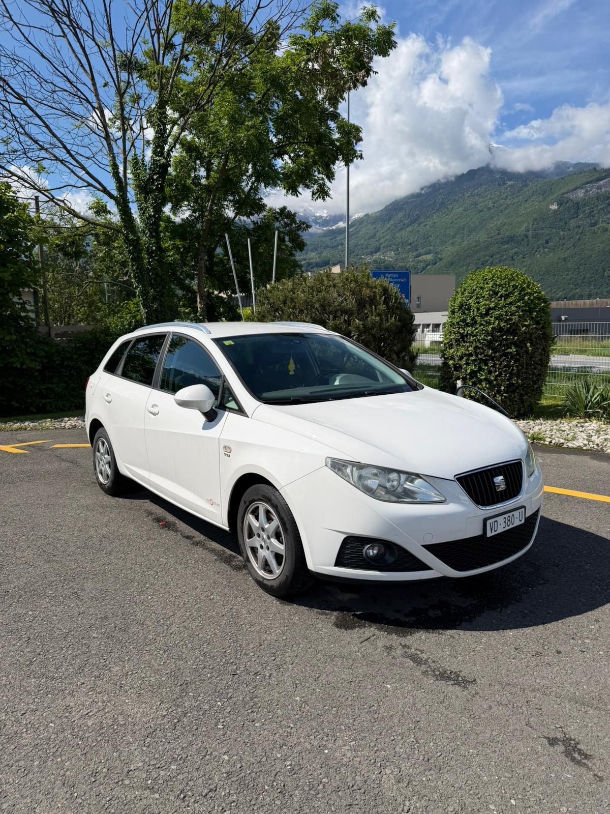 SEAT Ibiza ST 1.2 TSI Sport-image-2