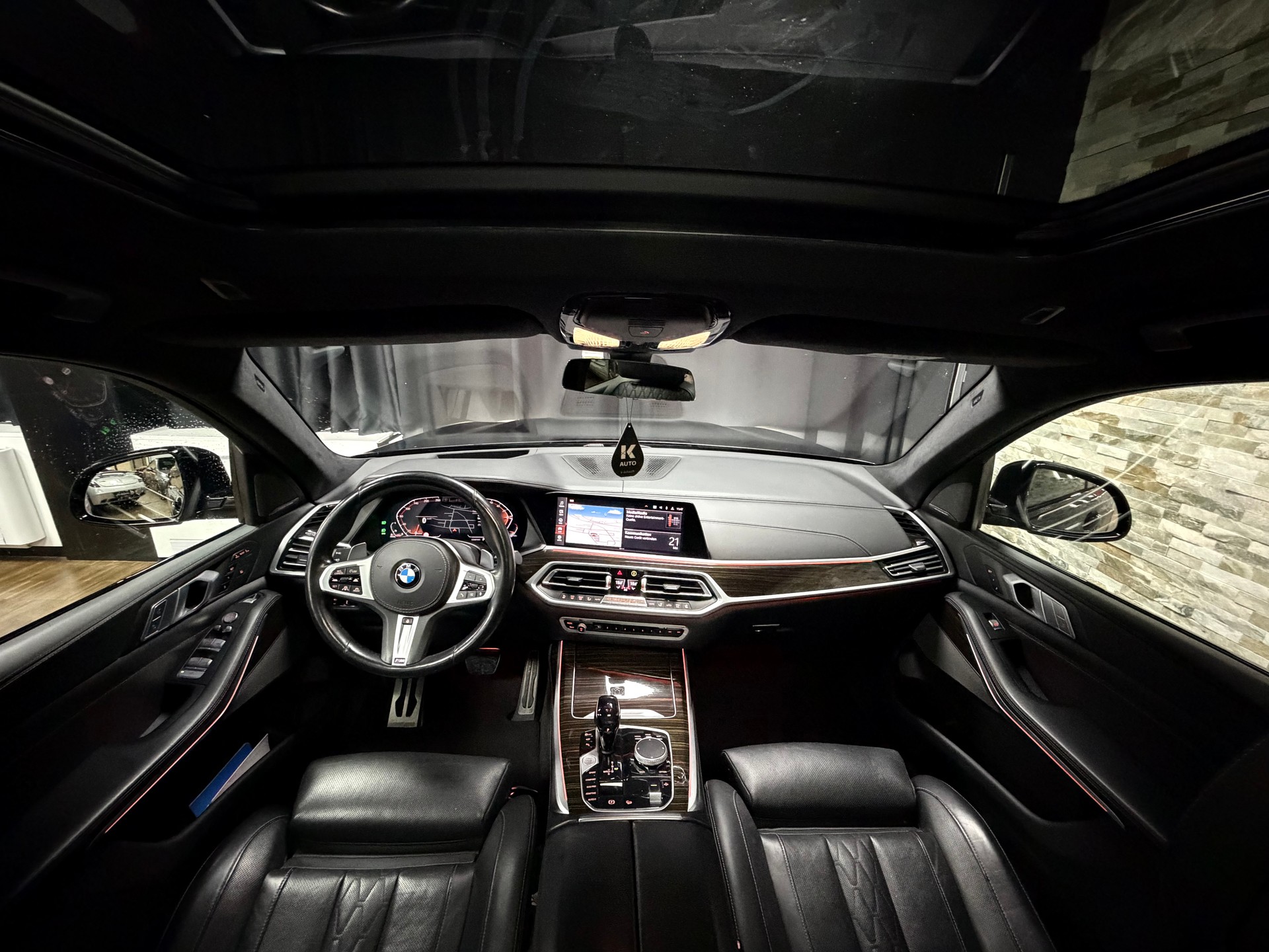 BMW X7 xDrive 48V 40d Steptronic-image-26