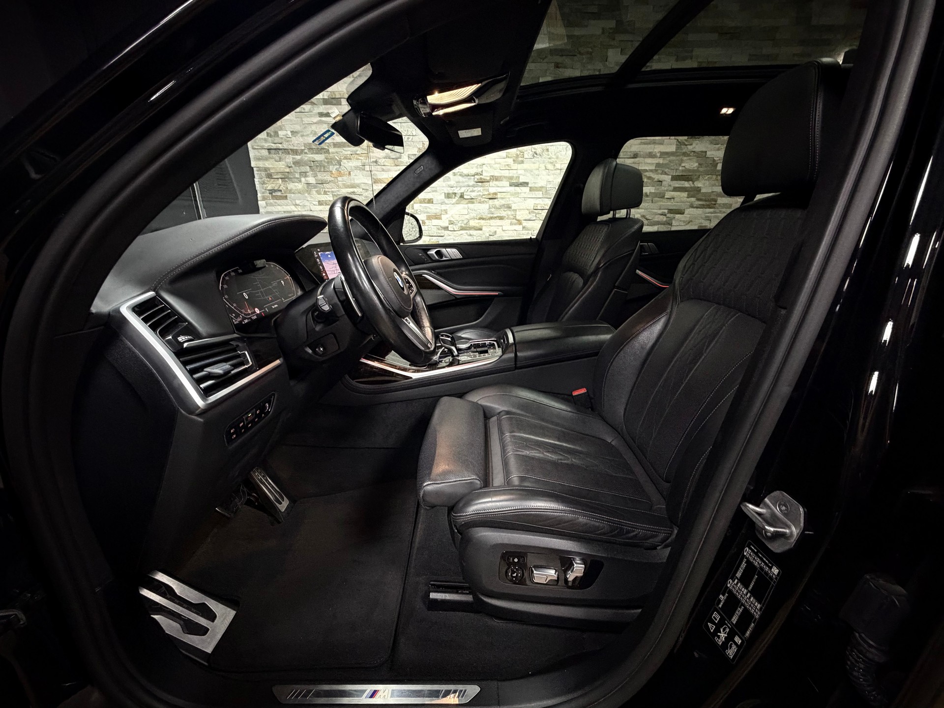 BMW X7 xDrive 48V 40d Steptronic-image-11