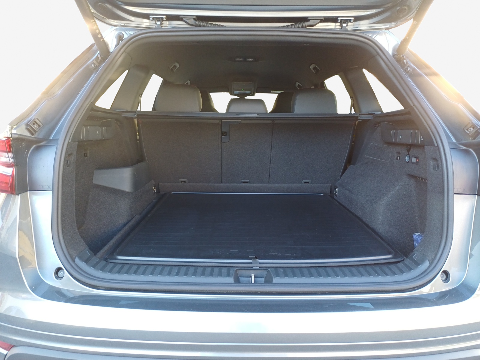 SKODA Kodiaq 2.0 TSI RS 4x4-image-12