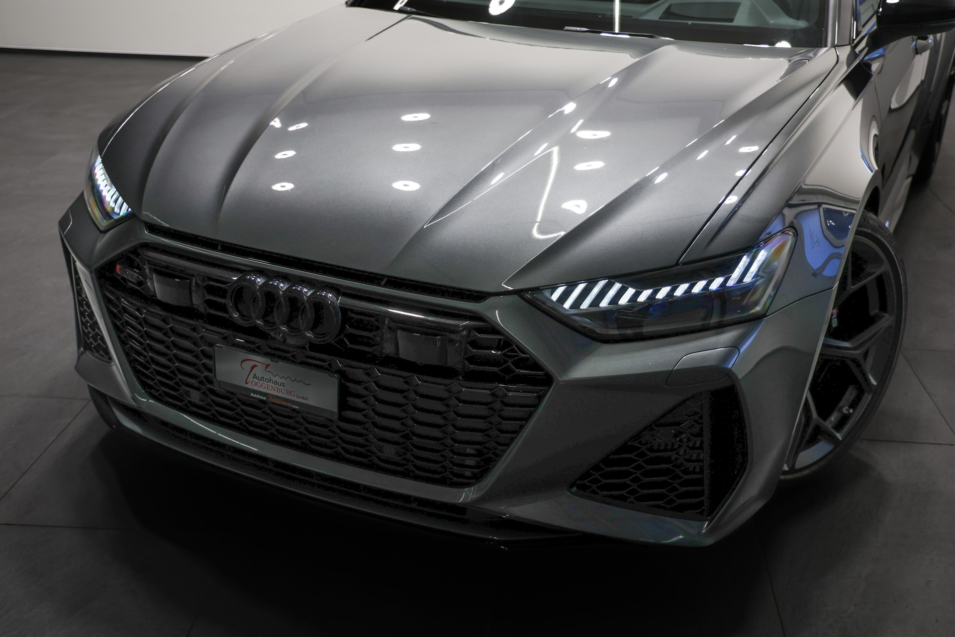 AUDI RS6 Avant 4.0 TFSI V8 Performance quattro-image-6