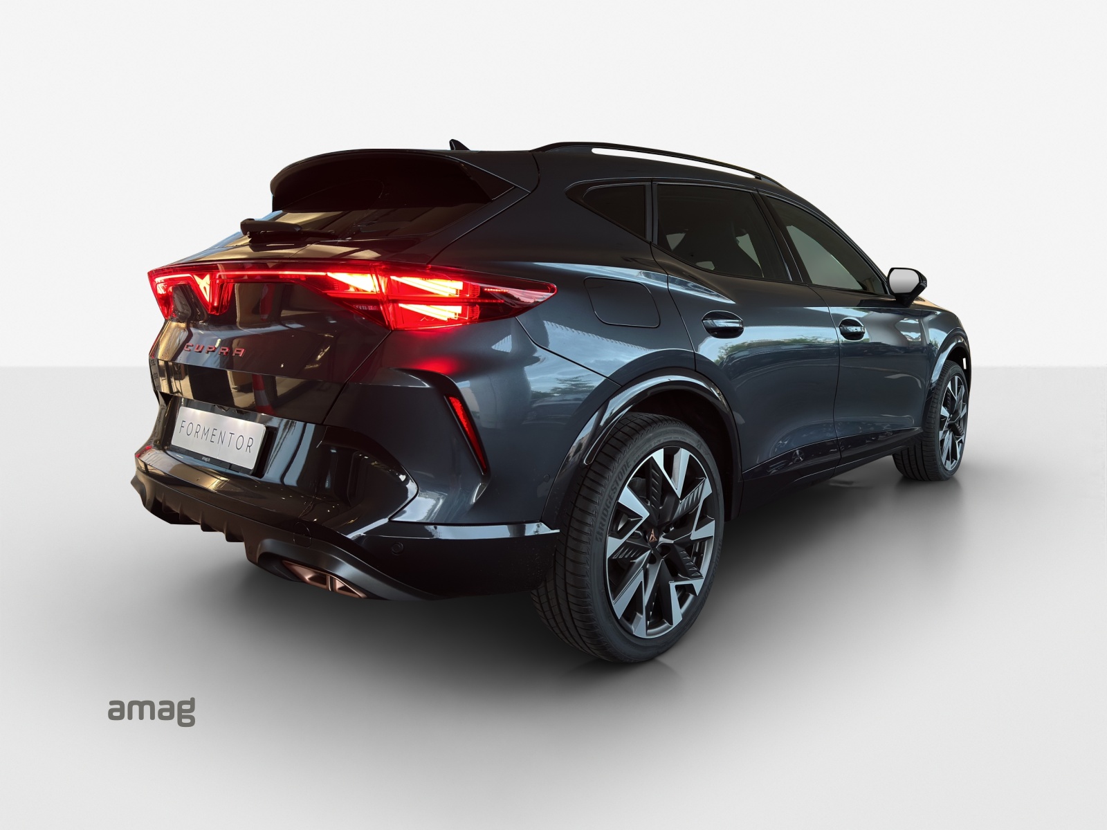 CUPRA Formentor 1.5 e-HYBRID pHEV Prime Edition VZ DSG-image-4