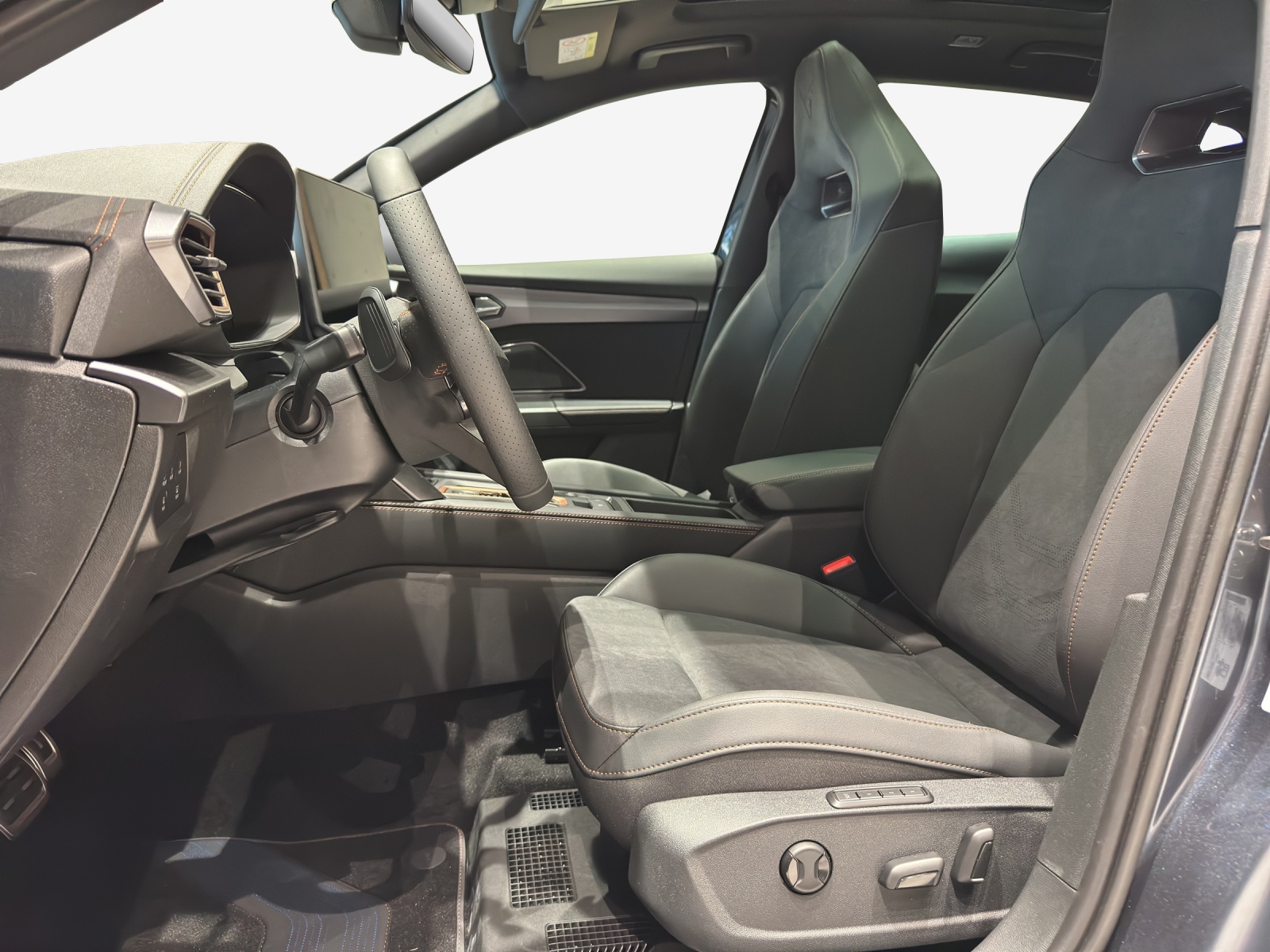 CUPRA Formentor 1.5 e-HYBRID pHEV Prime Edition VZ DSG-image-7