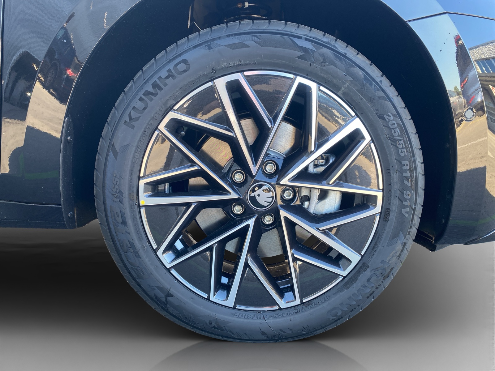 SKODA Octavia Combi 2.0 TSI DSG Dynamic 4x4-image-15