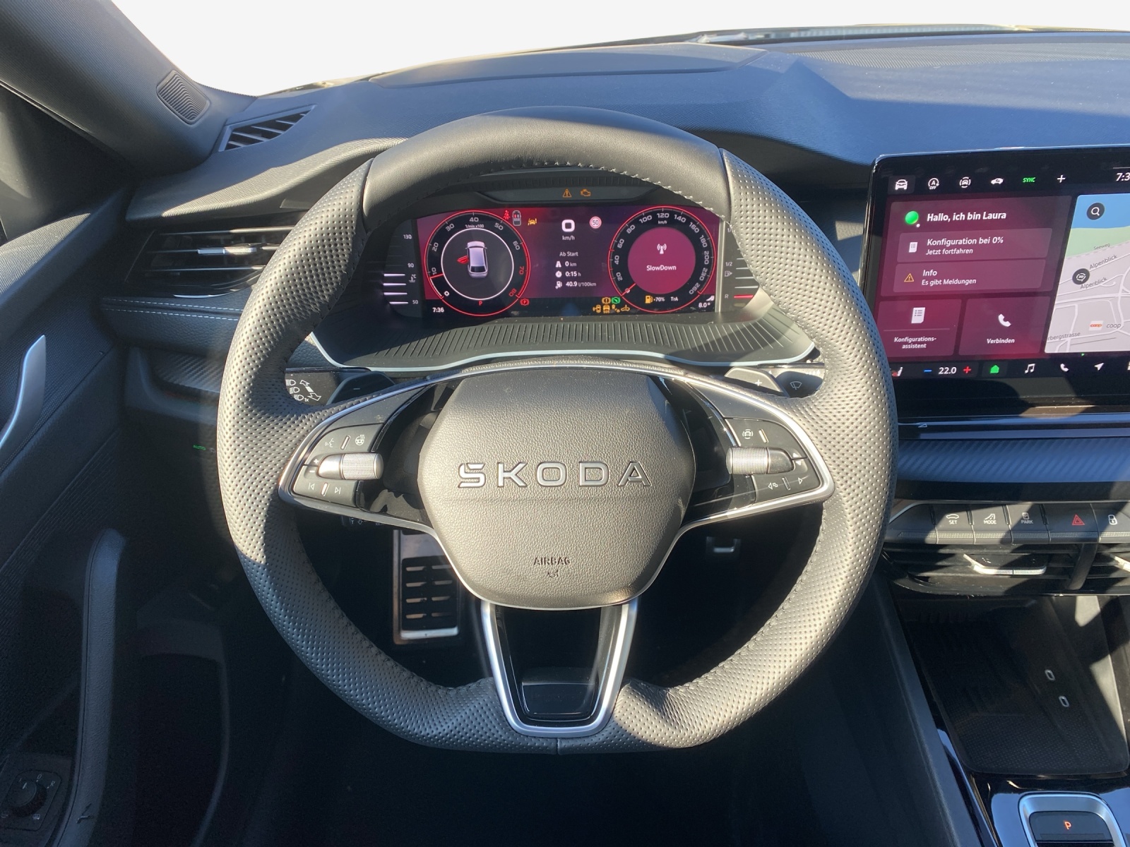 SKODA Octavia Combi 2.0 TSI DSG Dynamic 4x4-image-9