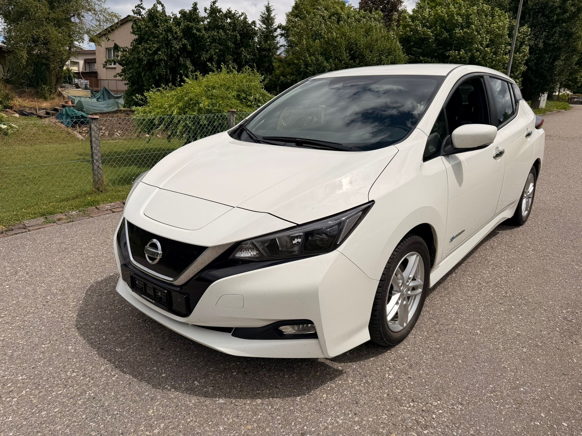 NISSAN Leaf Acenta (incl. batt)-image-1