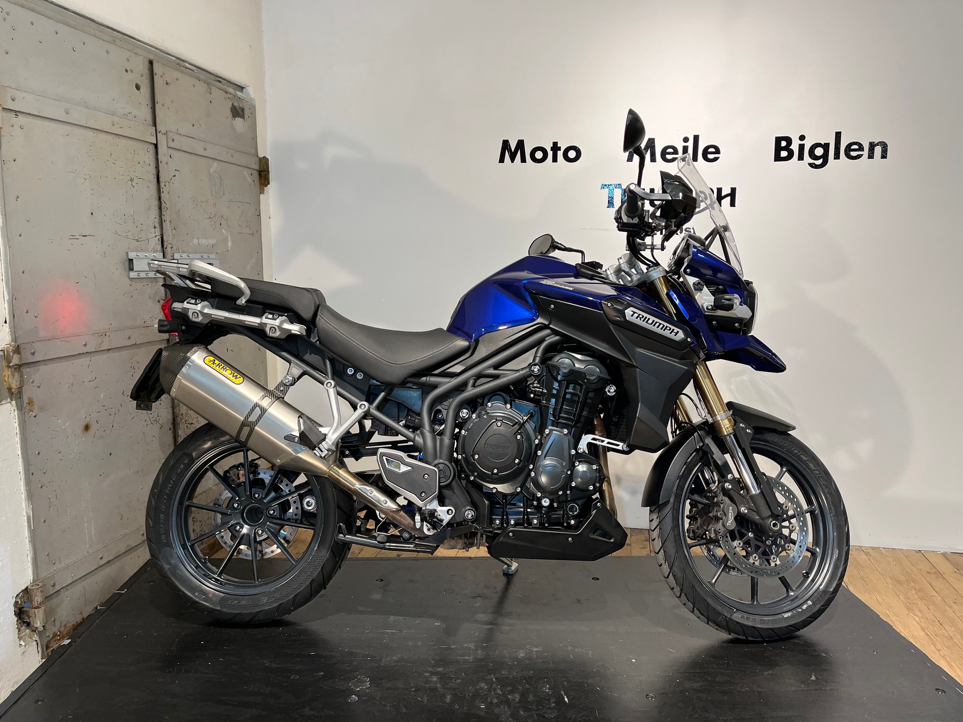 TRIUMPH Tiger 1200 Explorer ABS-showroom-element-1