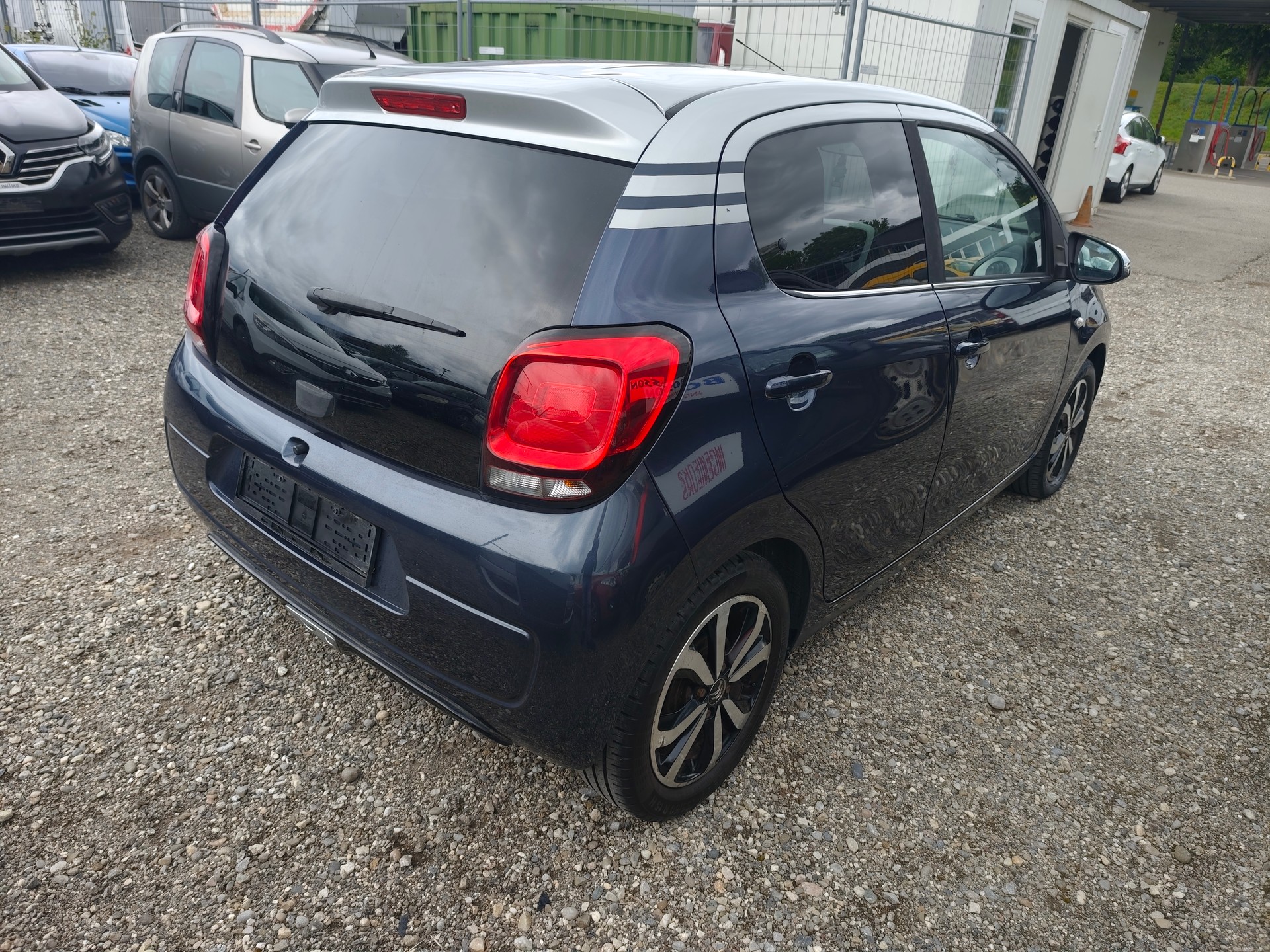 CITROEN C1 1.0 VTi ETG5 Swiss&Me-image-4