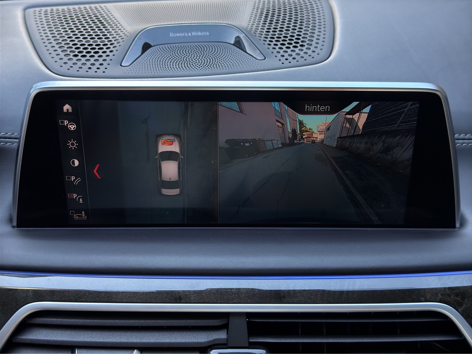BMW 750d xDrive Steptronic-image-30