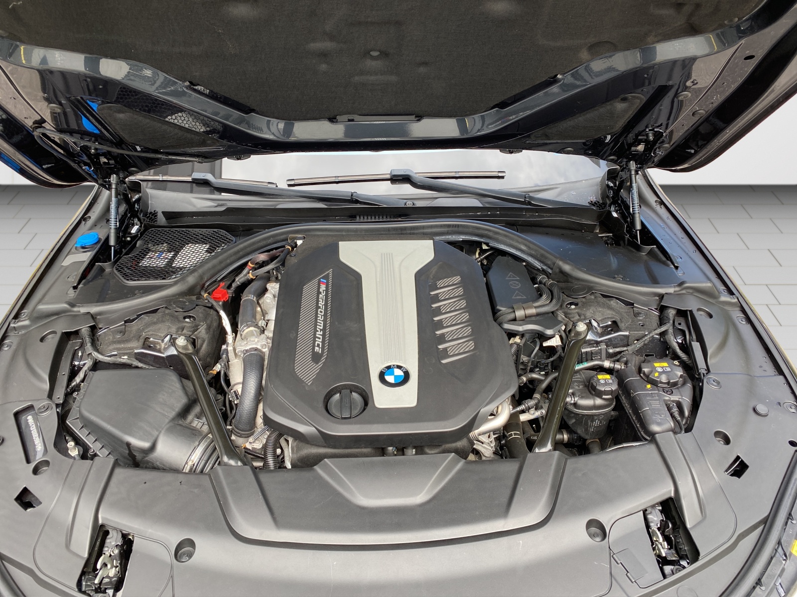 BMW 750d xDrive Steptronic-image-35