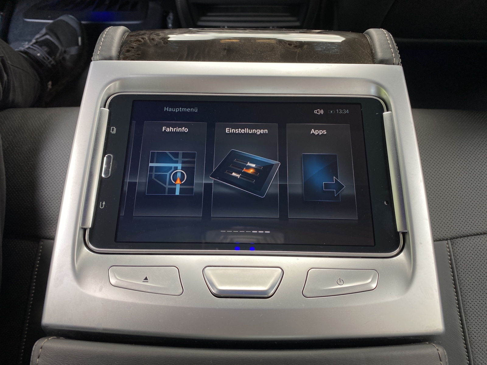 BMW 750d xDrive Steptronic-image-33