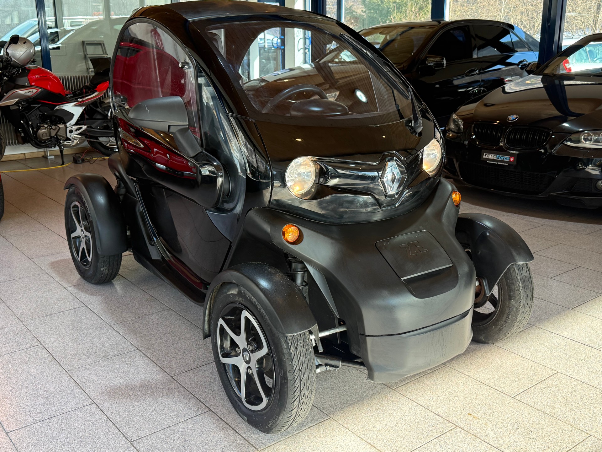 RENAULT TWIZY-image-2