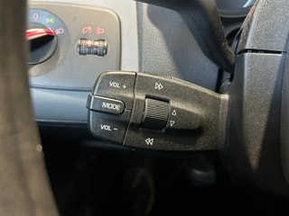 SEAT Ibiza 1.2 TSI Viva Style-image-13