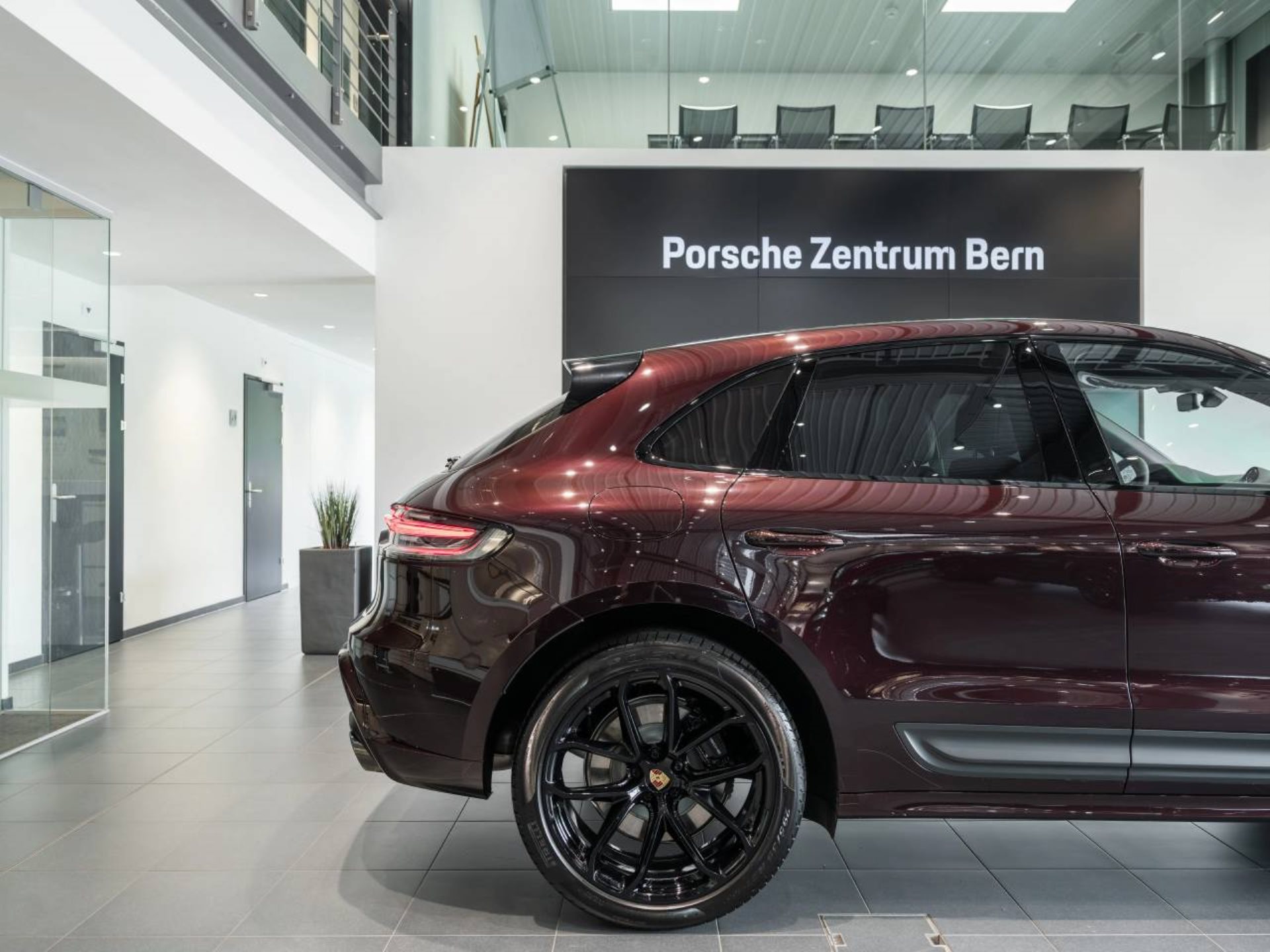 PORSCHE Macan GTS-image-10