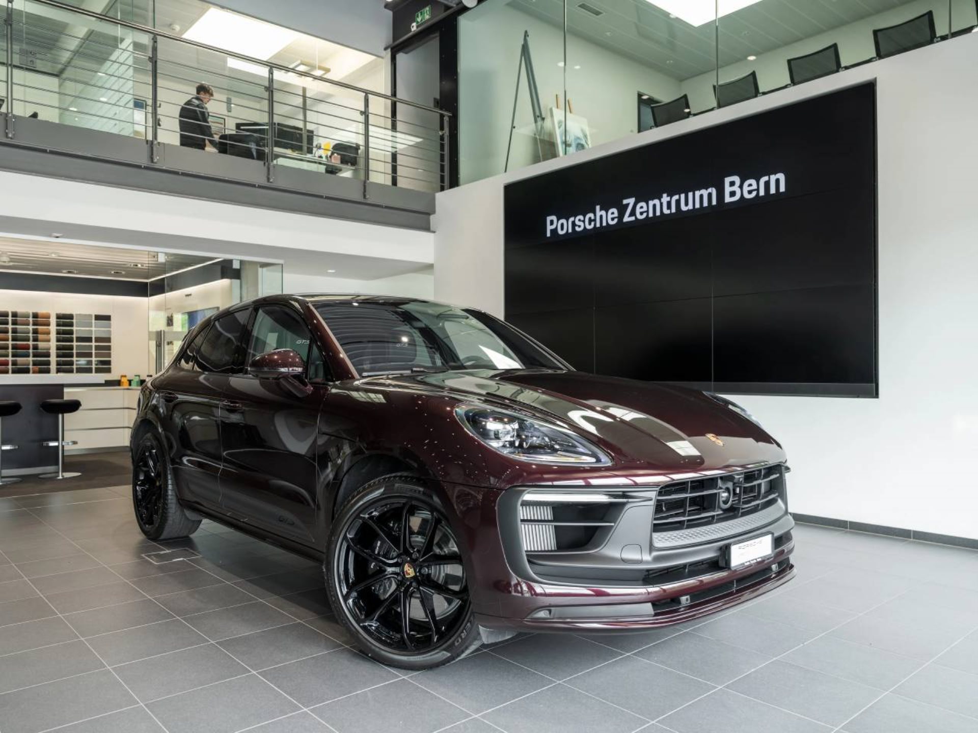 PORSCHE Macan GTS-image-0