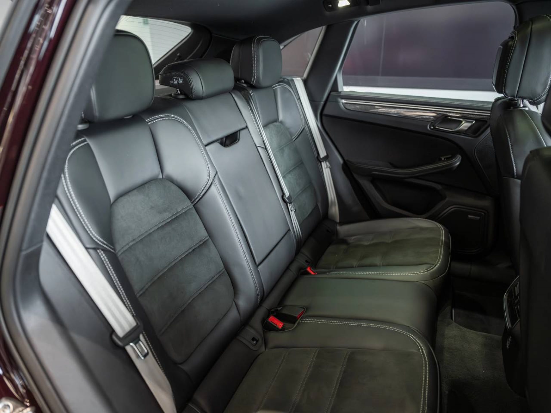 PORSCHE Macan GTS-image-18