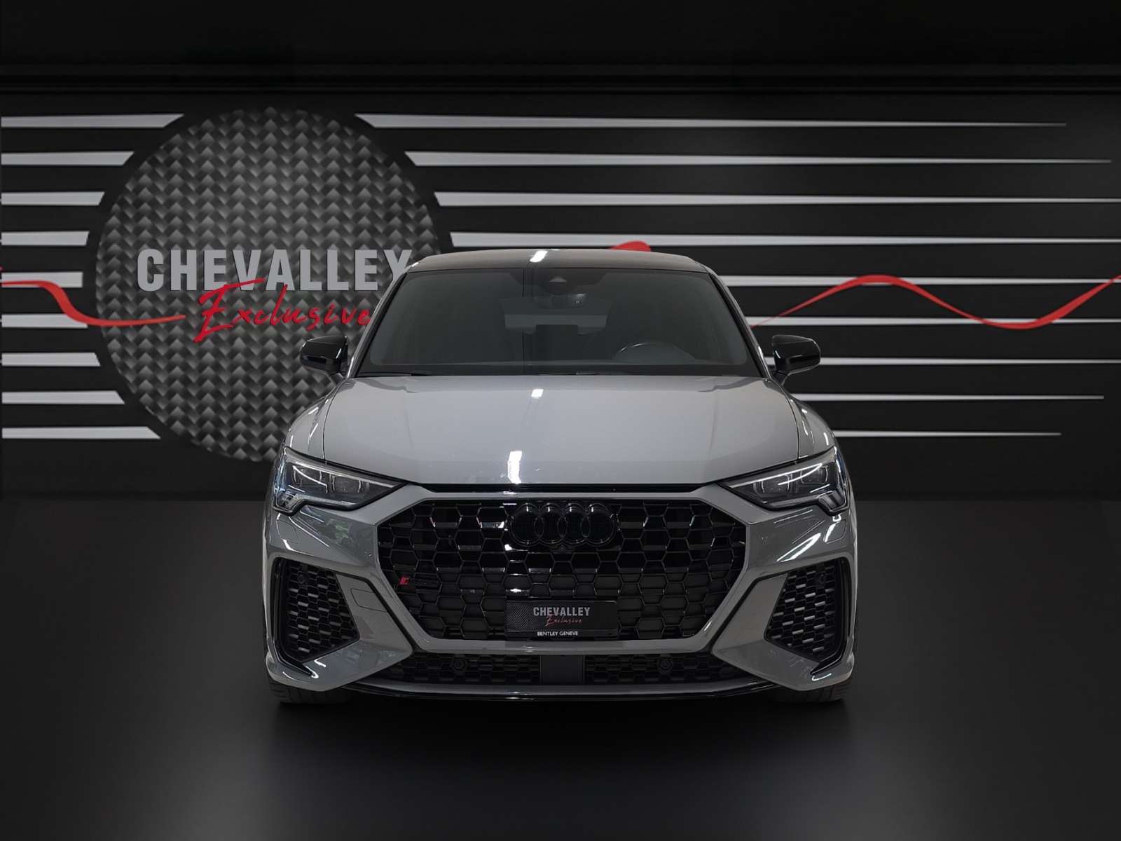 AUDI RS Q3 Sportback quattro S tronic-showroom-element-1