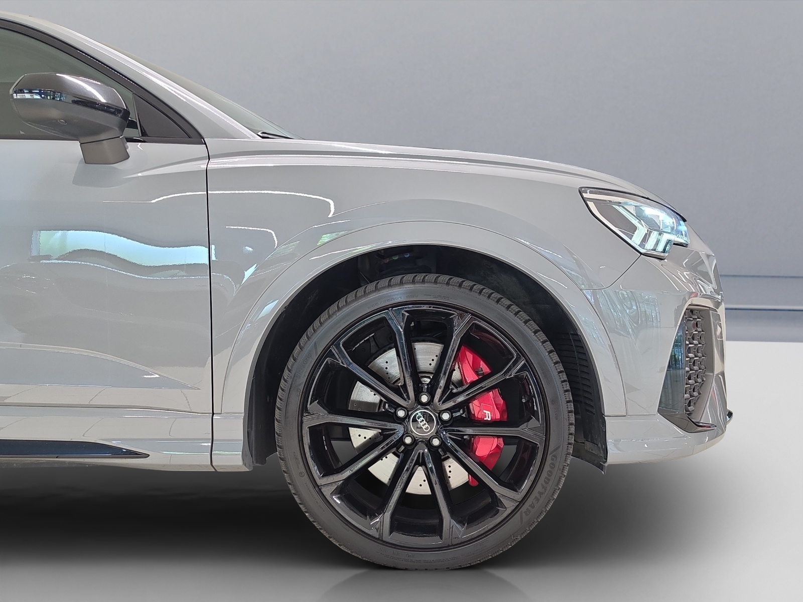AUDI RS Q3 Sportback quattro S tronic-image-7