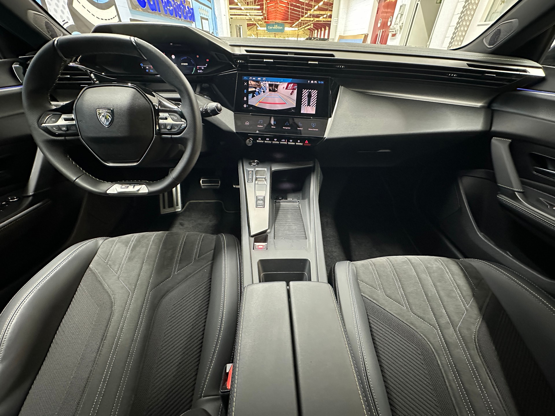 PEUGEOT 308 1.6 PHEV 180 GT-image-10