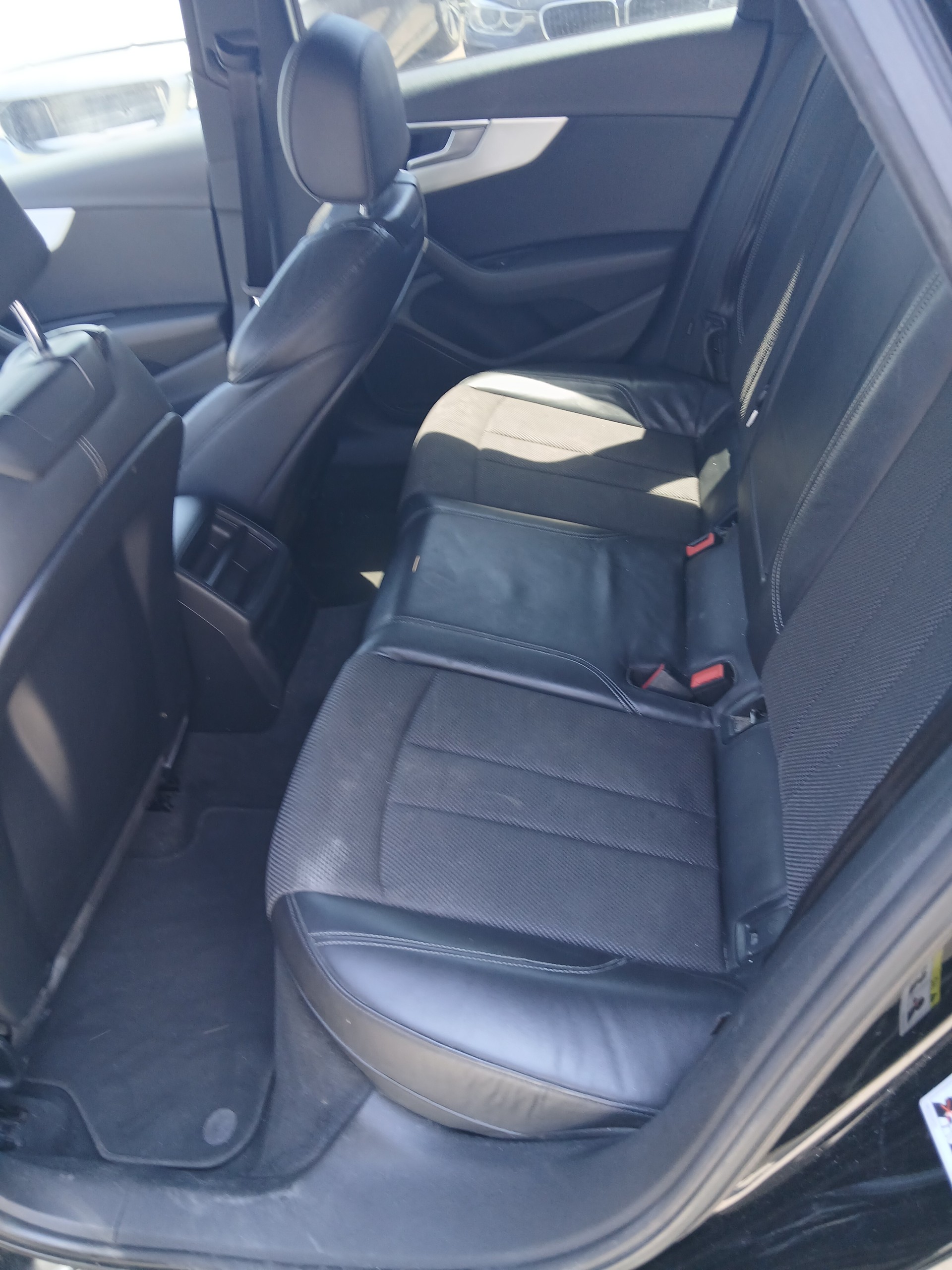 AUDI A4 Avant 3.0 TDI Sport S-tronic-image-8