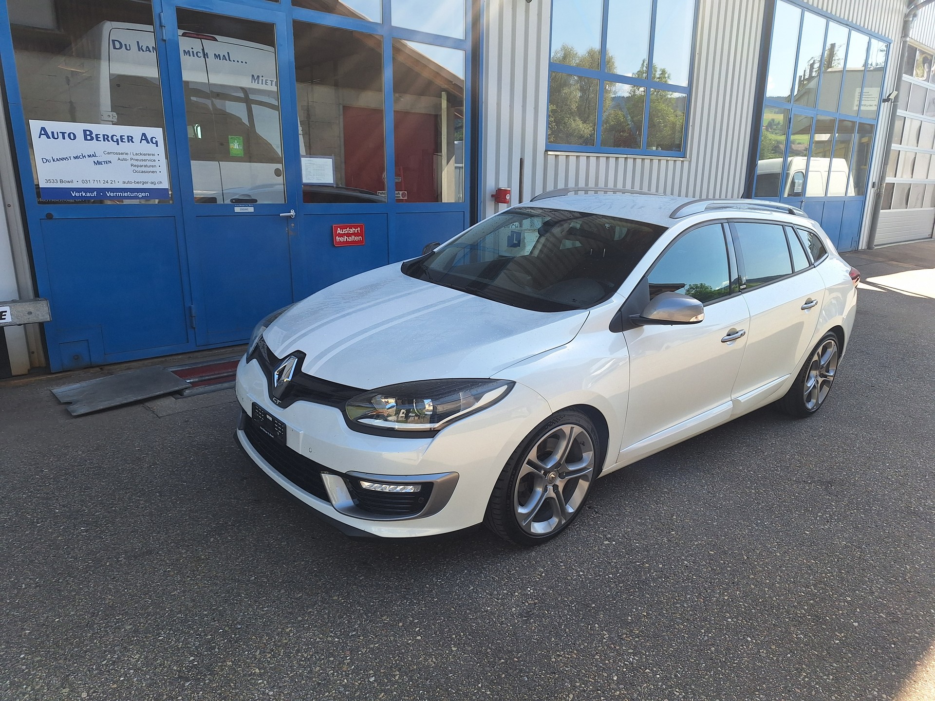RENAULT Mégane Grandtour 2.0 16V Turbo GT-image-0