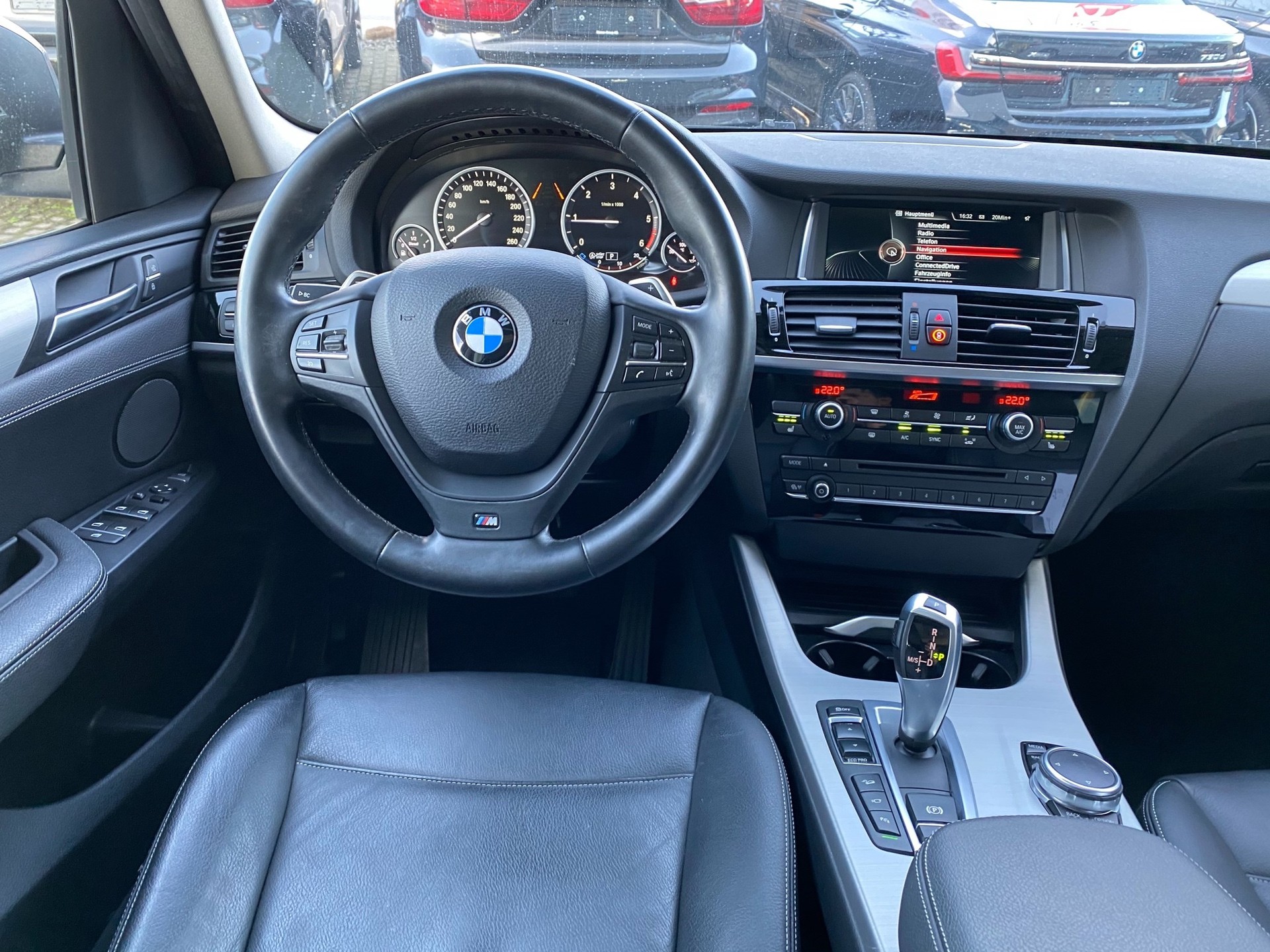 BMW 20d xDrive-image-4