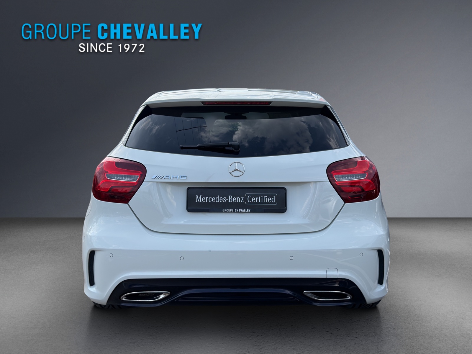 MERCEDES-BENZ A 180 AMG Line 7G-DCT-image-4
